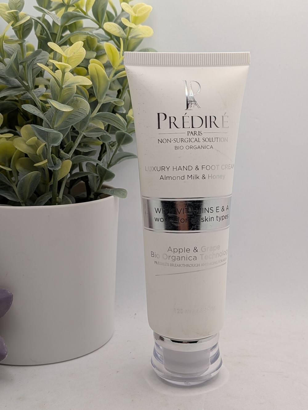 Luxury Hand & Foot Cream - Almond Milk & Honey (White)